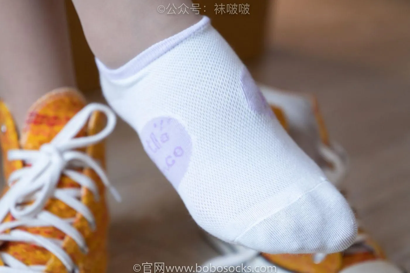 [BoBoSocks袜啵啵]NO.008 涵涵-帆布鞋、白色短棉袜、肉丝 [139P]插图2